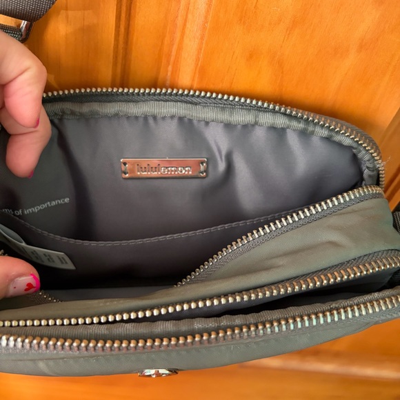 Lululemon camera bag - Picture 5 of 7